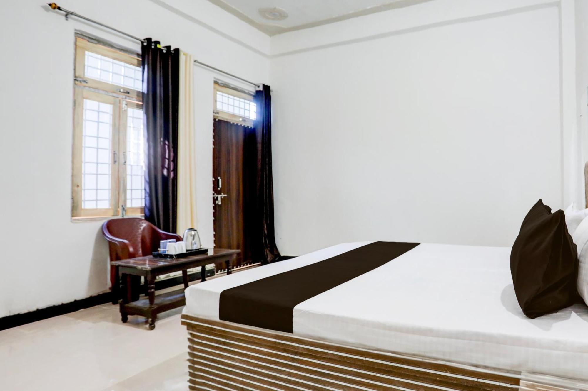 Hotel O Kanha Galaxy Brothers Group กานปูร์ ภายนอก รูปภาพ