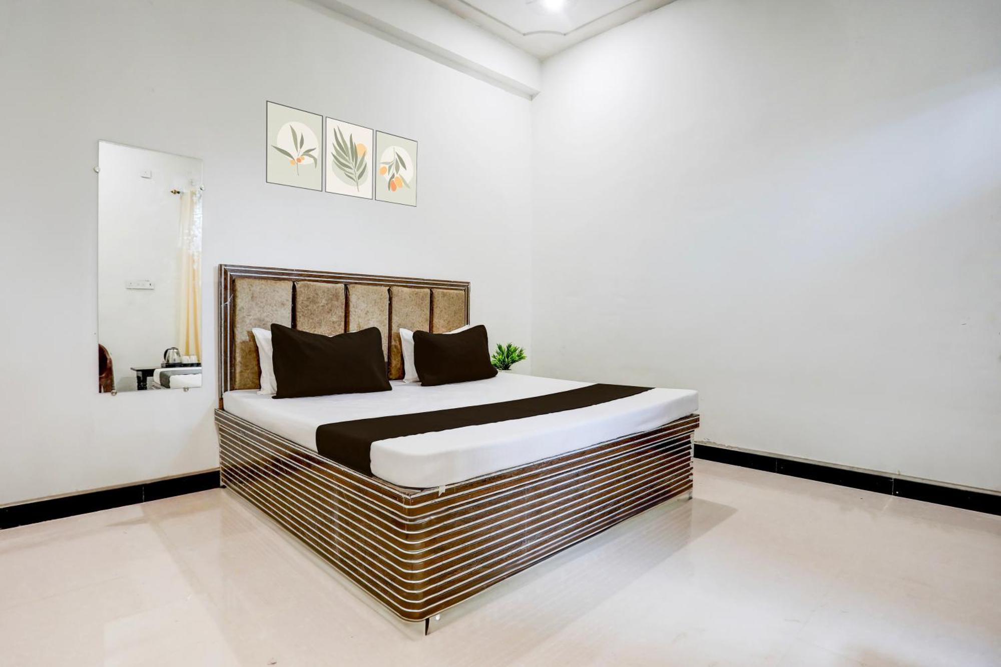 Hotel O Kanha Galaxy Brothers Group กานปูร์ ภายนอก รูปภาพ