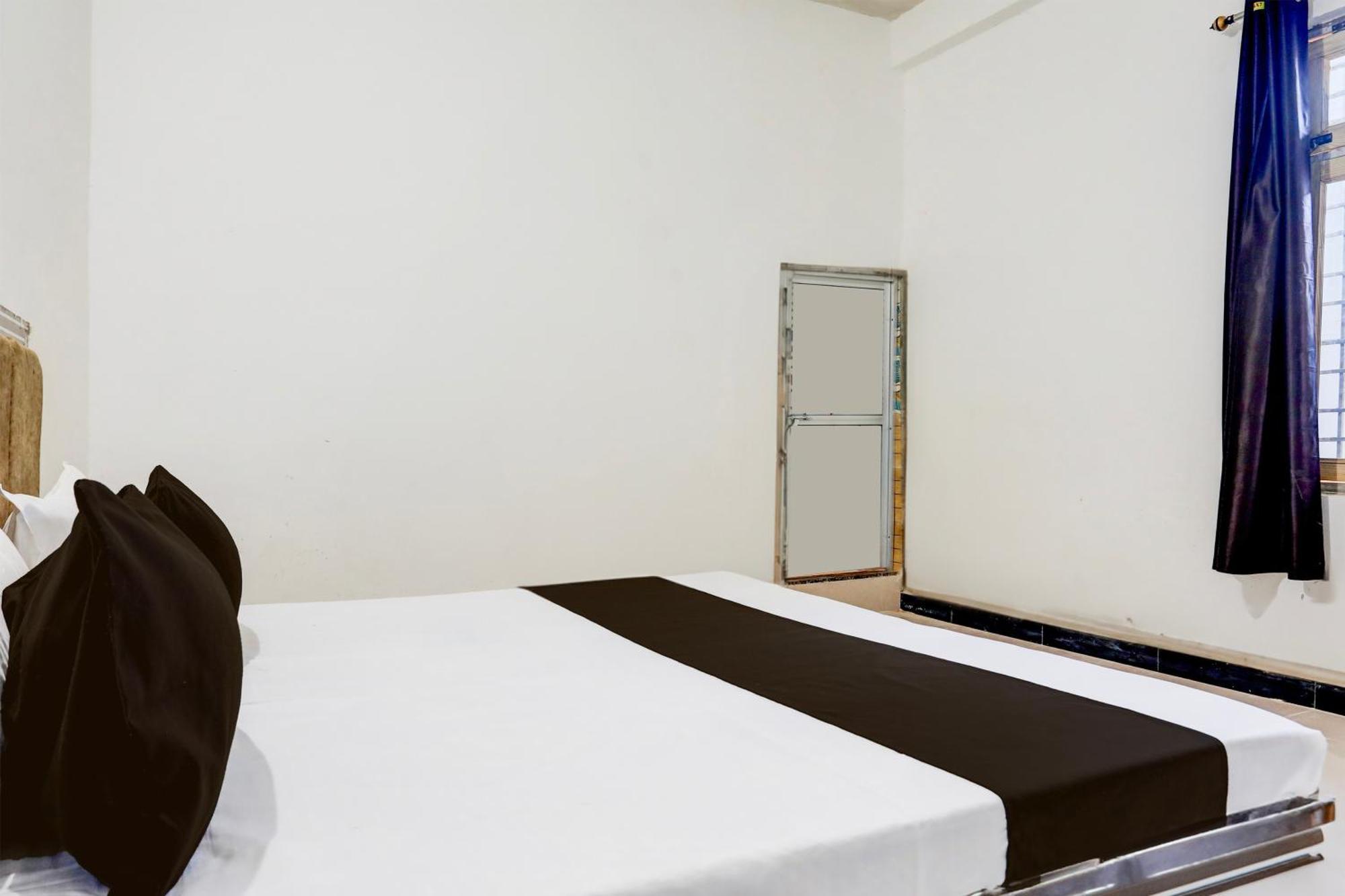 Hotel O Kanha Galaxy Brothers Group กานปูร์ ภายนอก รูปภาพ