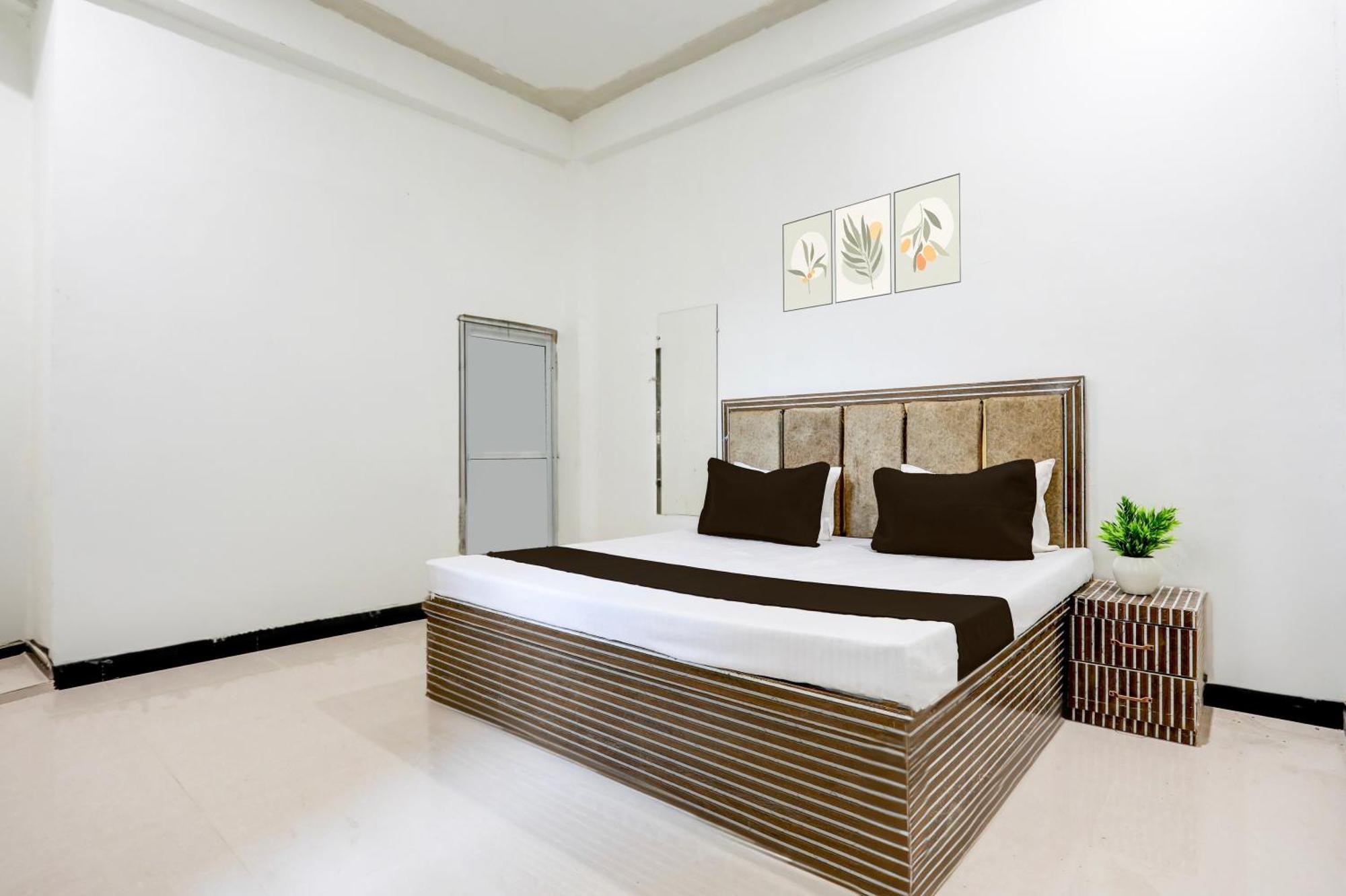 Hotel O Kanha Galaxy Brothers Group กานปูร์ ภายนอก รูปภาพ